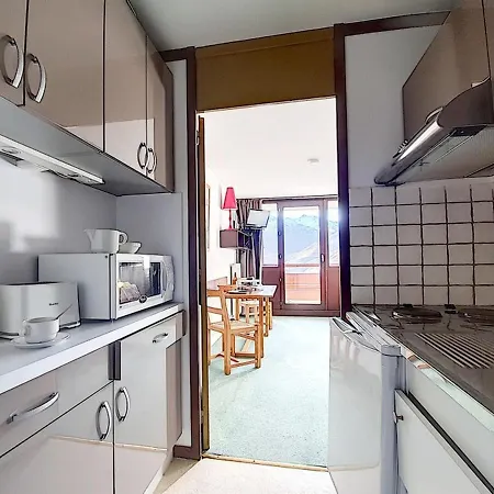 Apartment Fonctionnel Au Pied Des Pistes Avec Balcon - Fr-1-344-989 *